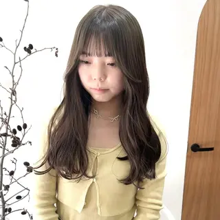 ロング カラー ヘアアレンジ esu 心斎橋店所属・ena/ブリーチなし 心斎橋・ベージュ🎀のヘアスタイル