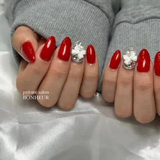 ネイル BONHEUR Annaのネイルデザイン