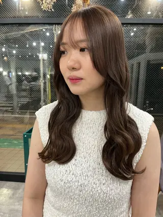 セミロング カラー HOLLY🌟 Ayakaのヘアスタイル