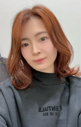 ミディアム カラー REM所属・SHIBU YAのヘアスタイル