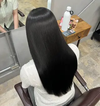 ロング パーマ 相宮 優羽のヘアスタイル