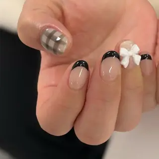 ネイル アトリエ　ミモザ所属・いまむら あかりのネイルデザイン