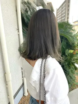 ミディアム カラー 桑原 菜摘のヘアスタイル