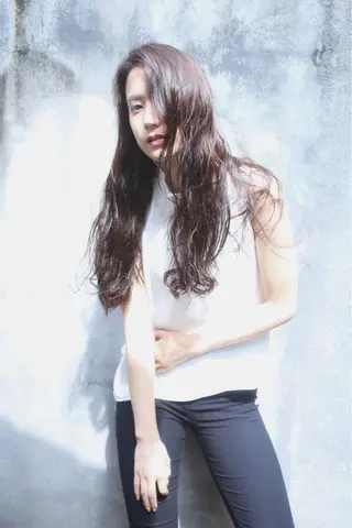 ロング カラー vato マンツーマンサロンのヘアスタイル