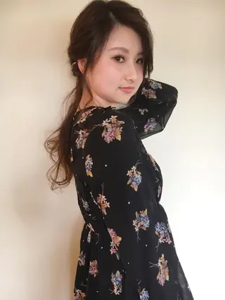 ロング カラー ヘアアレンジ 上川 美幸のヘアスタイル