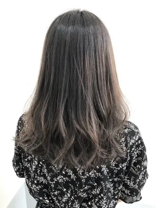 セミロング カラー OFF YUYAのヘアスタイル