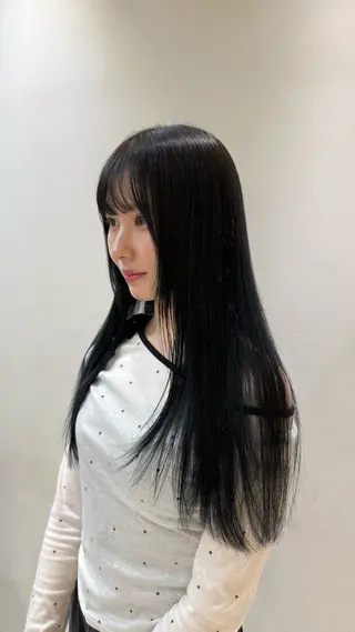 ロング 濱崎 あかりのヘアスタイル