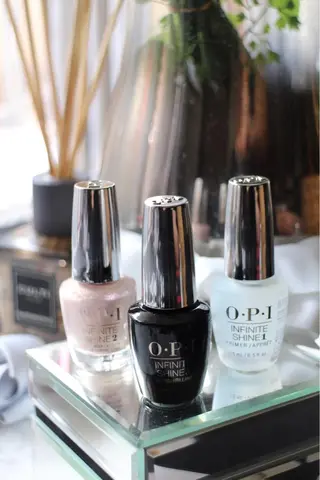 自爪育成ネイルサロン ココリュバンのネイルデザイン