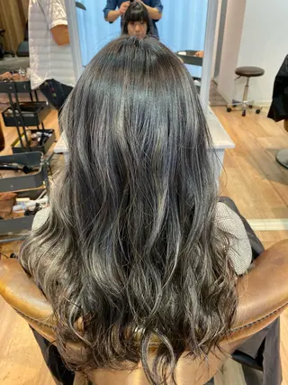 ロング カラー アンソニー ショウゴのヘアスタイル