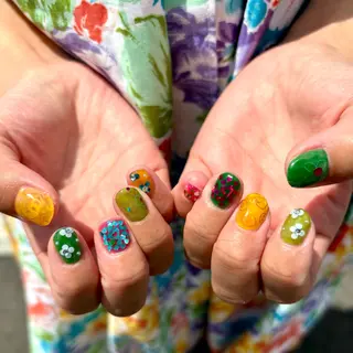 ネイル ぽっぷん satomiのネイルデザイン