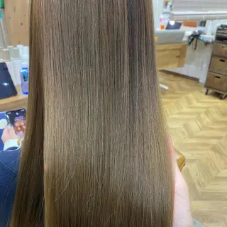 ショート カラー パーマ ヘアアレンジ メンズ キッズ ネイル マツエク・マツパ Saffyハリウッド トリートメント◎のヘアスタイル