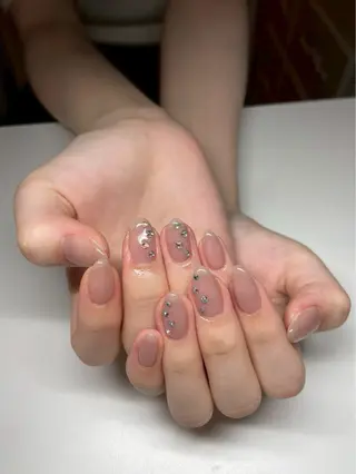 ネイル アトリエハーロウ所属・ネイリスト sakuraのネイルデザイン