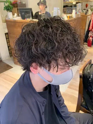 カラー メンズ navile 銀座 角田 龍太のヘアスタイル