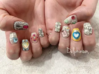 ネイル 岡本 友恵のネイルデザイン