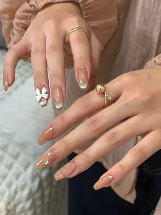 ネイル Ami 🦥のネイルデザイン