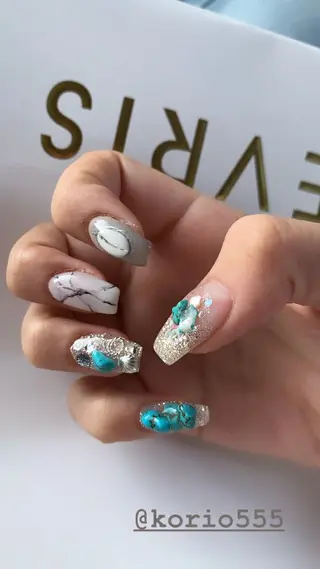 ネイル オーロラ所属・YUI nailのネイルデザイン