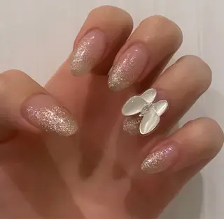 ネイル えくにゃん所属・AMAGASAKI LISAのネイルデザイン