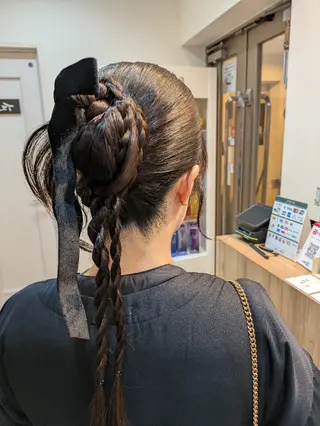 ヘアアレンジ FOCUS北小金所属・🤍山岸 彩花🤍のヘアスタイル