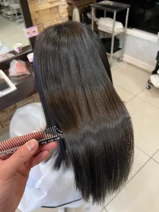 ロング 福岡縮毛矯正✨️ ストレート 向井和輝のヘアスタイル