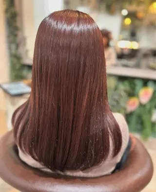 セミロング カラー 梅木 李奈のヘアスタイル
