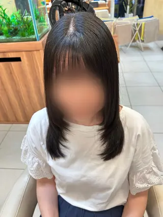セミロング 三瓶 公子のヘアスタイル