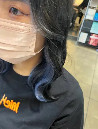 セミロング カラー uni 江坂🦋 木下風子のヘアスタイル