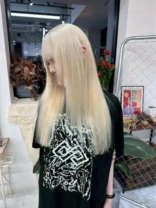 カラー ⭐️ハイトーン⭐️ 💕SAKURA💕のヘアスタイル