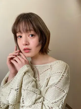 ショート カラー UNHAIRbyshiomi H所属・十川 明優花のヘアスタイル
