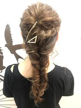 ロング ヘアアレンジ トレンドヘアーに🌈 川村　静香のヘアスタイル