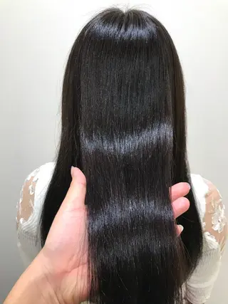 ロング カラー 清藤 綾のヘアスタイル