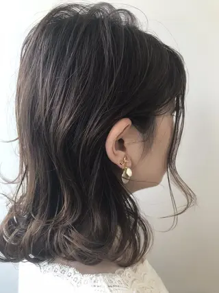 ロング カラー 濱川 佳奈のヘアスタイル