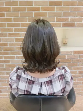ミディアム カラー ノーブル美容室イオン高橋店所属・鈴木 純子のヘアスタイル