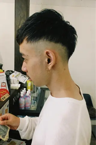 ショート ヘアアレンジ メンズ 🧶ブリーチカラー TERU🧶のヘアスタイル