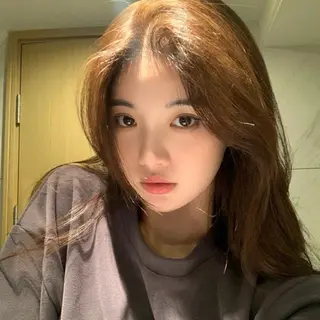 カラー 🤍ベージュ/透明感 韓国ヘア/まりん🤍のヘアスタイル