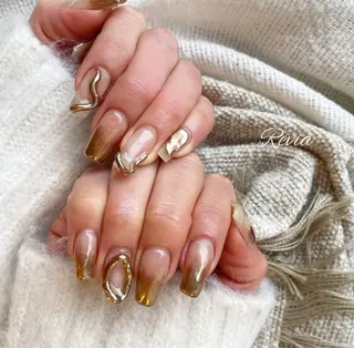 ネイル revia所属・ERI Nailistのネイルデザイン