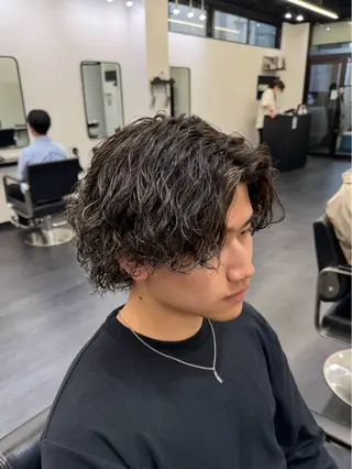 ミディアム パーマ メンズ メンズ特化🔥　齋藤 航のヘアスタイル
