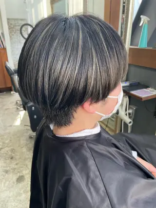 ショート 大内 志穂のヘアスタイル