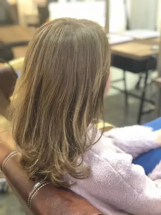 ミディアム カラー ☆est hair☆ 新宿ナプラスタジオのヘアスタイル