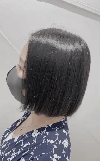 ショート カラー ✨くびれスタイル✨️ 戸嶋穂乃香のヘアスタイル