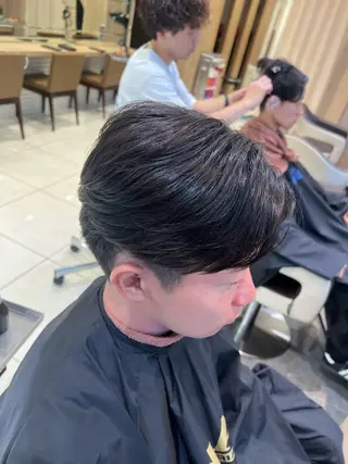 ショート メンズ 曲がる縮毛矯正・パー マ💈副店長田中💈のヘアスタイル