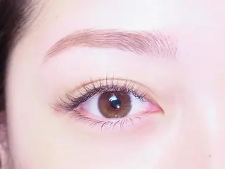 アイブロウ BLUE EYES Shirahataのマツエク・マツパデザイン