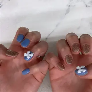 ネイル AYA Reginaのネイルデザイン