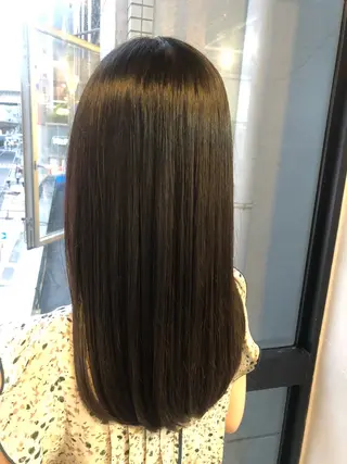 セミロング カラー 髪質改善&ブリーチ 伊勢 祐一郎のヘアスタイル