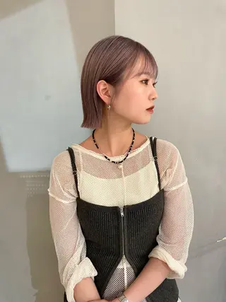 ショート カラー ぱつっとボブ 古家 佑真のヘアスタイル