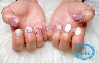 ネイル CROWN プライベートサロンのネイルデザイン