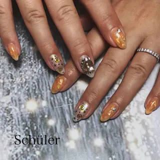 ネイル Schüler所属・野内 まきのネイルデザイン