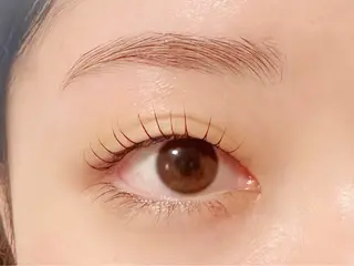 アイブロウ まつげのめぐみ所属・名和 千夏子の眉毛・アイブロウイメージ