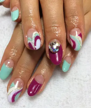 ネイル nail atelier new moon所属・森 貴子のネイルデザイン