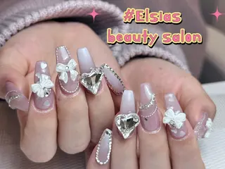ネイル 🌸Elsias momokoのネイルデザイン