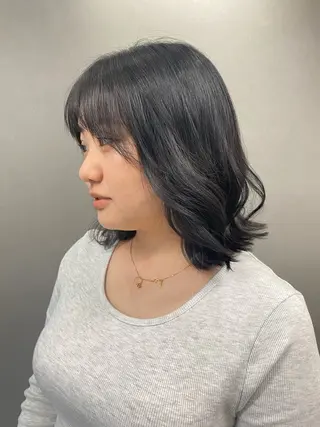 ミディアム CIEN所属・松下 育未のヘアスタイル